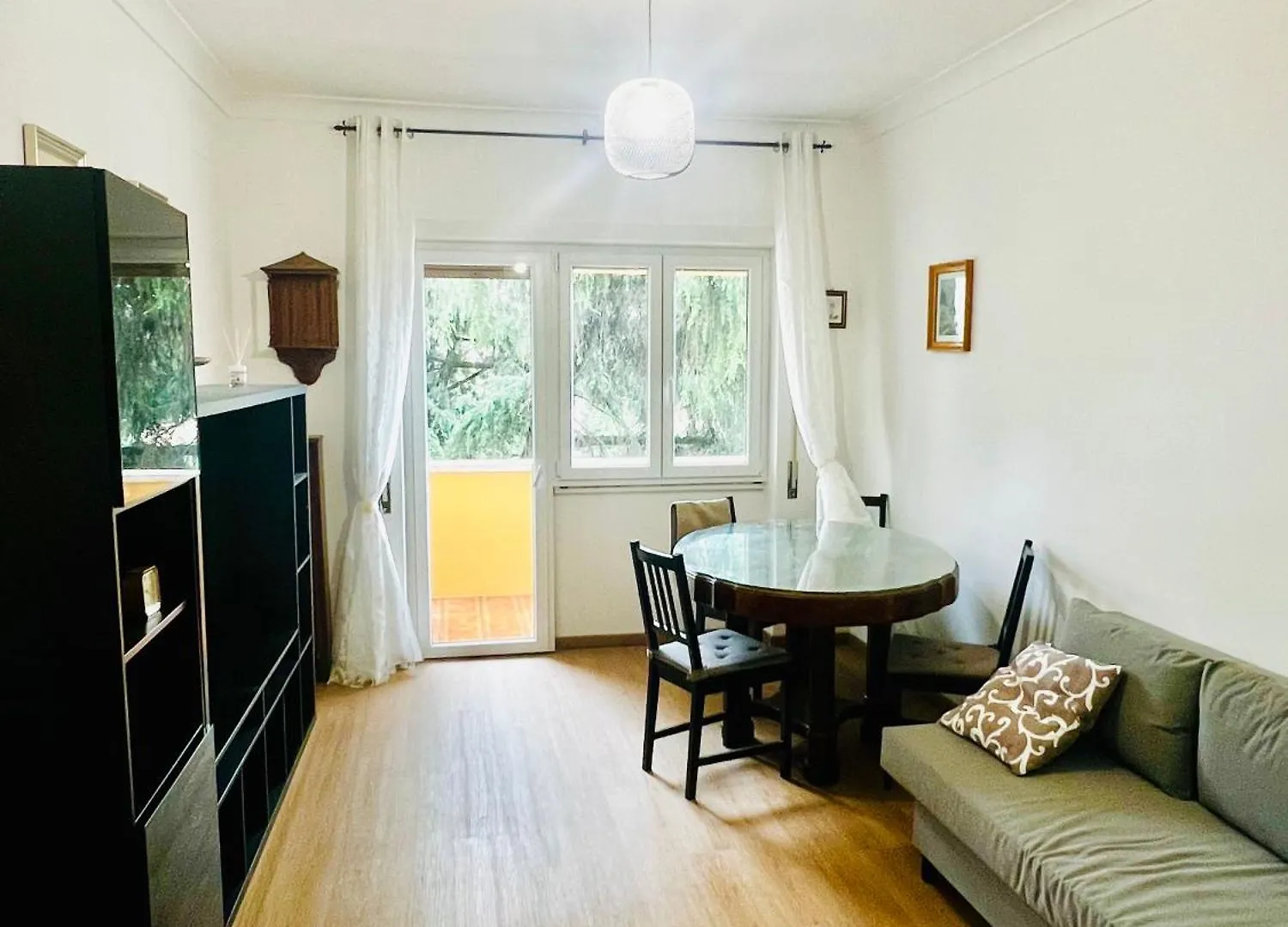 Sunny Apartment Montagnola Rom Italien