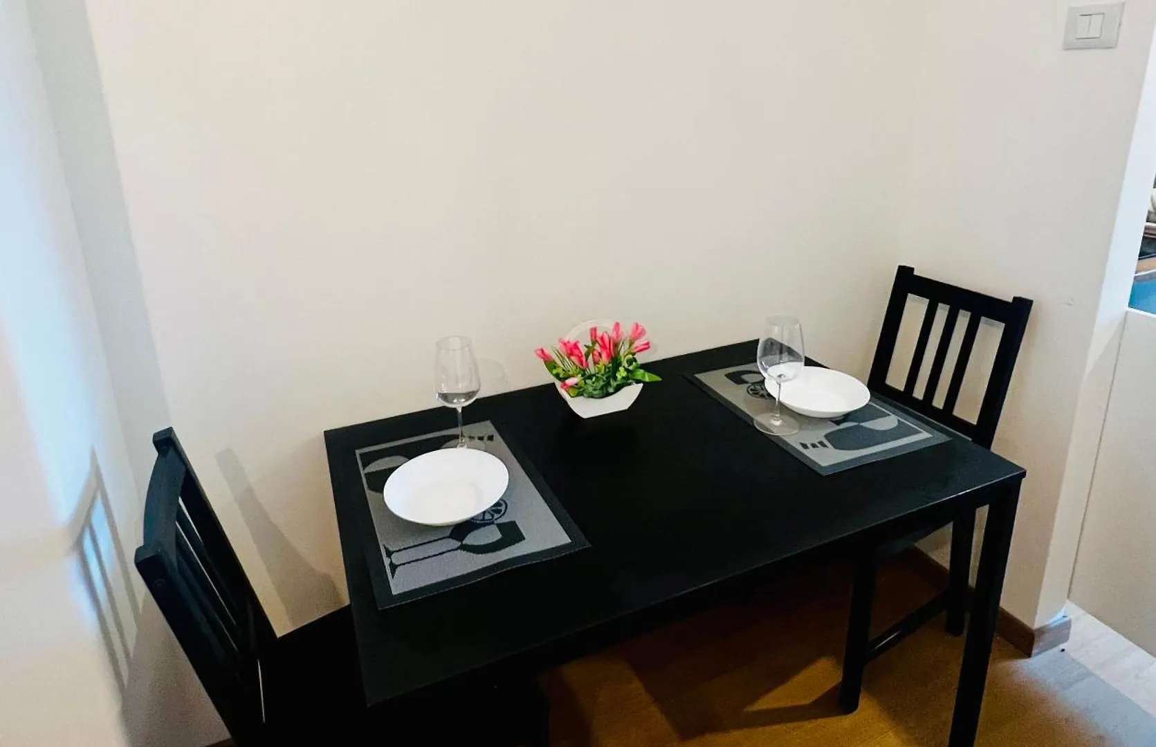 Sunny Apartment Montagnola Rom